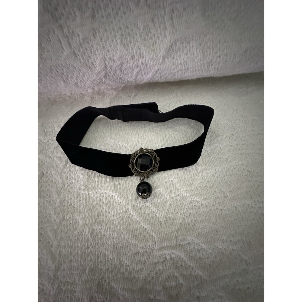 NEW Spirit Halloween Spooky/Stylish Dark Witch Child Costume Dress,Choker 12-14 - Picture 8 of 10